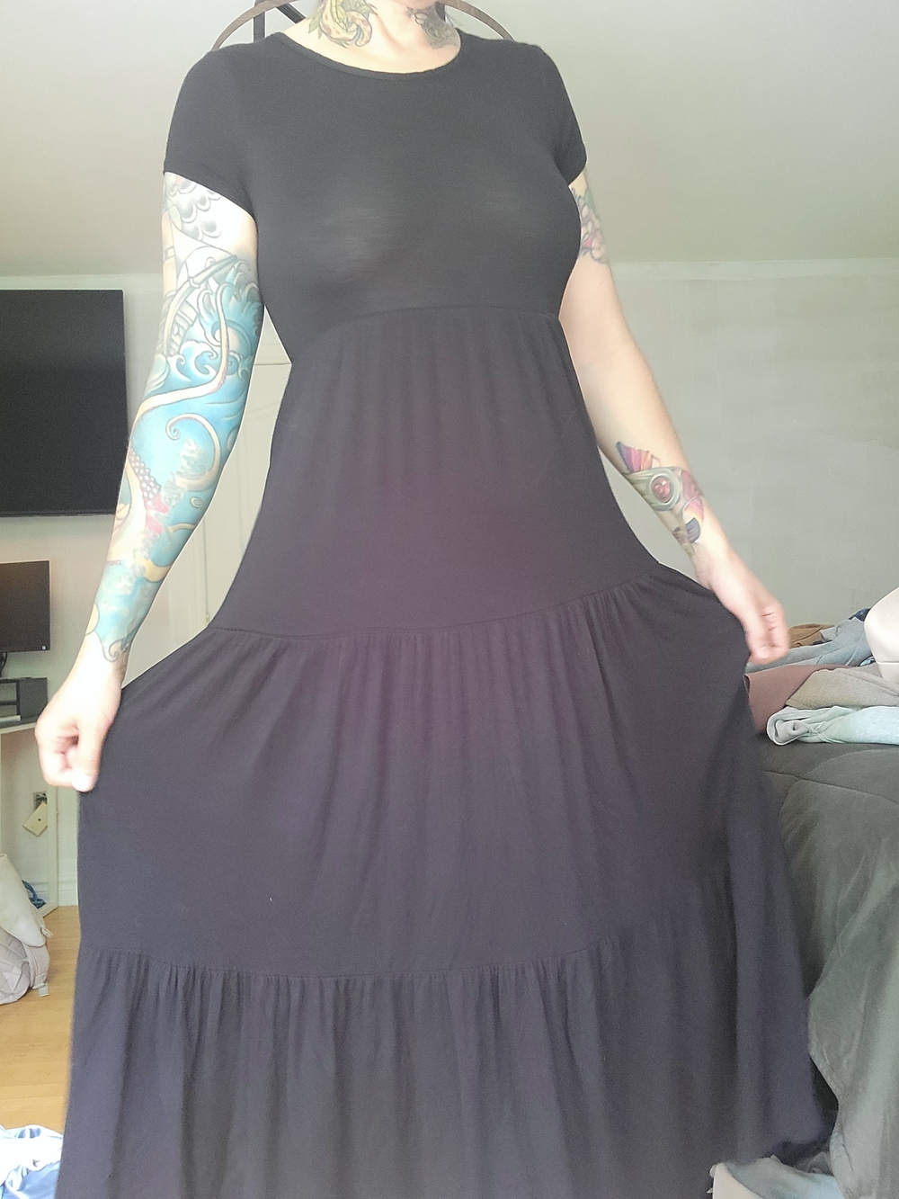Women's Black Tiered Maxi Dress - Classic Short Sleeve